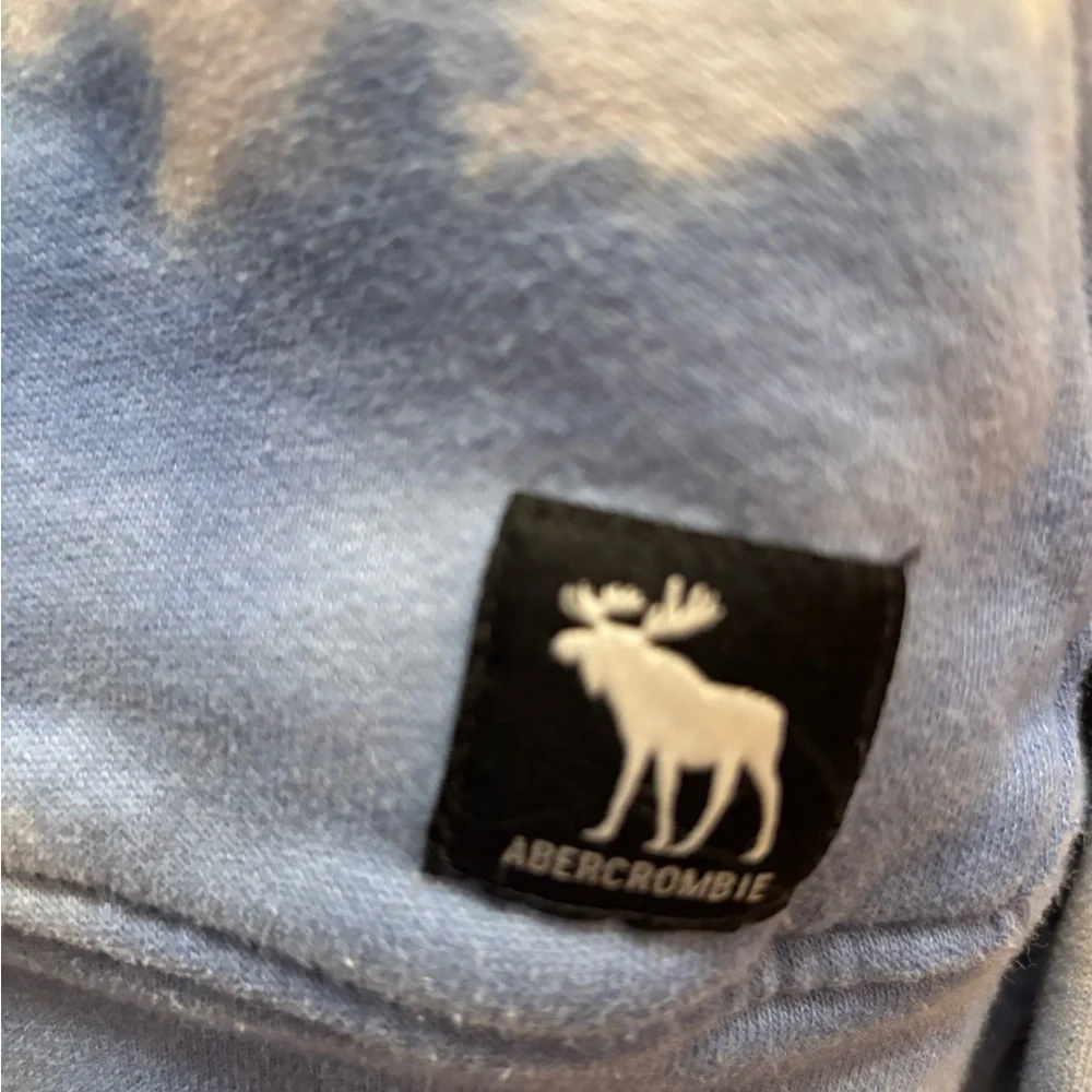 Abercrombie Kids Cloud TieDye Hoodie with Controller Pocket Size 9/10 Unisex